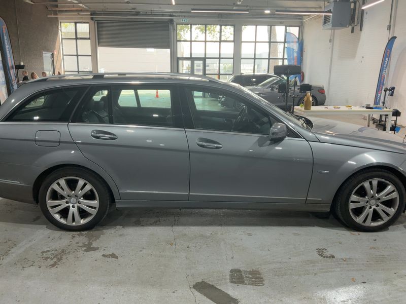 Mercedes-Benz C-Klasse C 180 CGI T BlueEfficiency Avantgarde 2010 – снимка 10