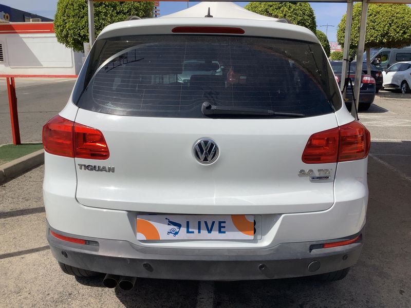 Volkswagen Tiguan 2.0 TDI T1 BlueMotion Tech 2016 – снимка 7