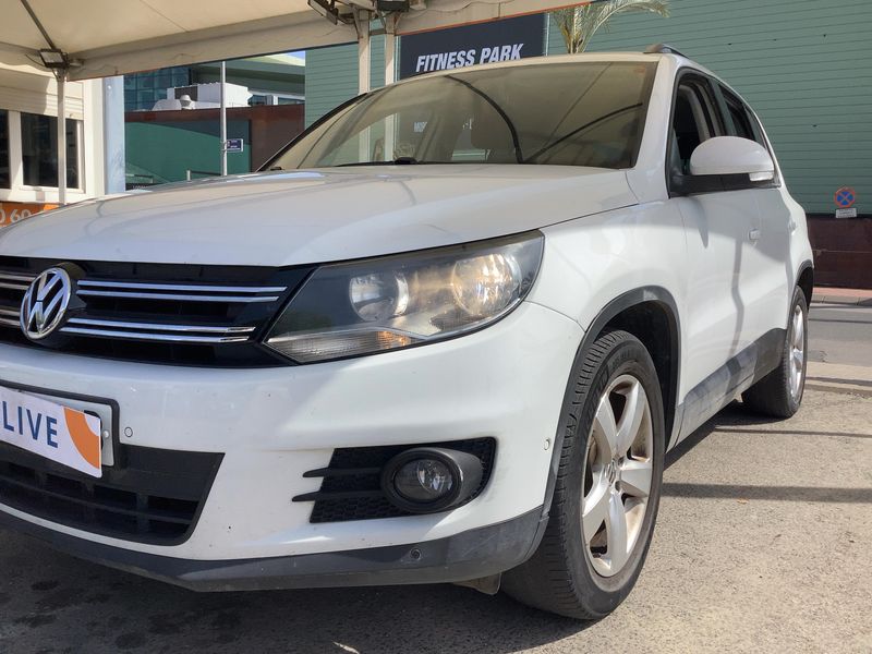 Volkswagen Tiguan 2.0 TDI T1 BlueMotion Tech 2016 – снимка 2