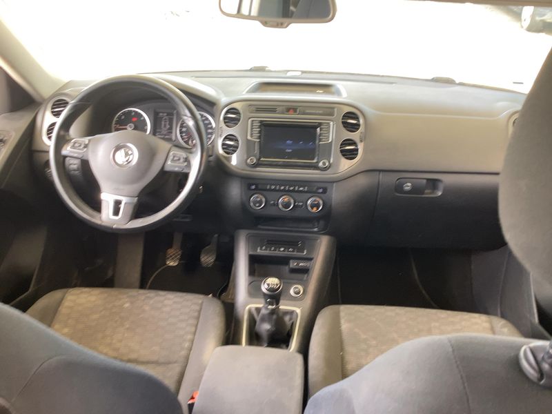 Volkswagen Tiguan 2.0 TDI T1 BlueMotion Tech 2016 – снимка 17