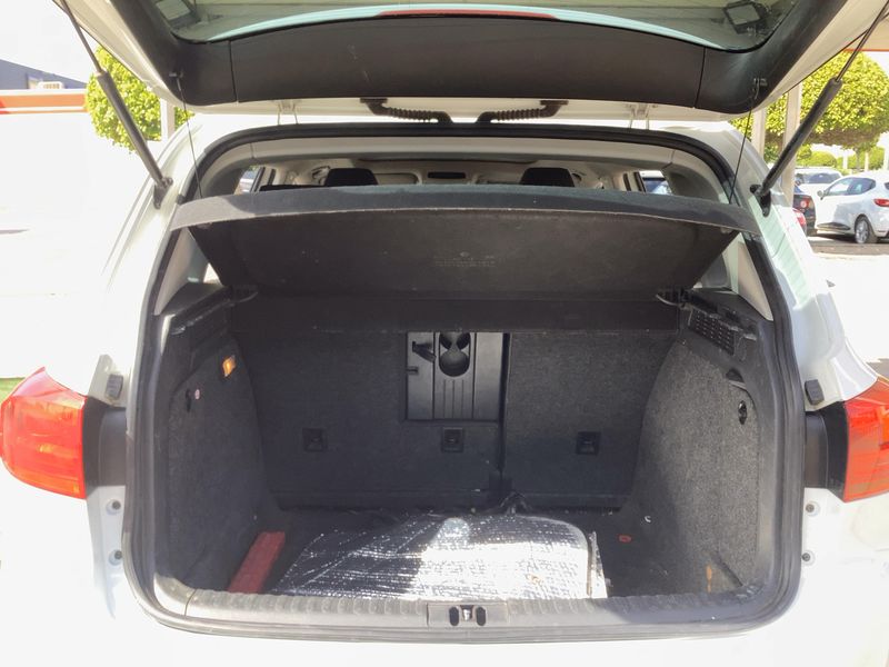 Volkswagen Tiguan 2.0 TDI T1 BlueMotion Tech 2016 – снимка 15