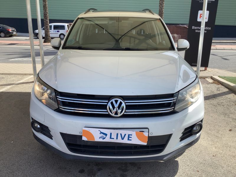Volkswagen Tiguan 2.0 TDI T1 BlueMotion Tech 2016 – снимка 14