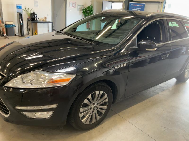 Ford Mondeo 2.2 TDCi Titanium 2012 – снимка 2