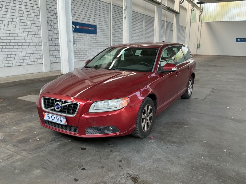 Volvo V70 2.0 D4 Kinetic 2011 – снимка 1