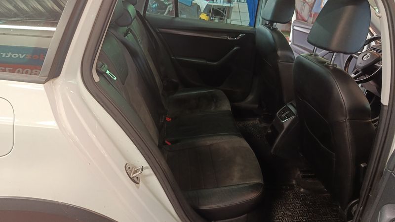 Skoda Octavia 2.0 TDI Scout 4x4 2016 – снимка 19