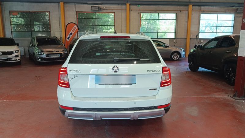 Skoda Octavia 2.0 TDI Scout 4x4 2016 – снимка 7