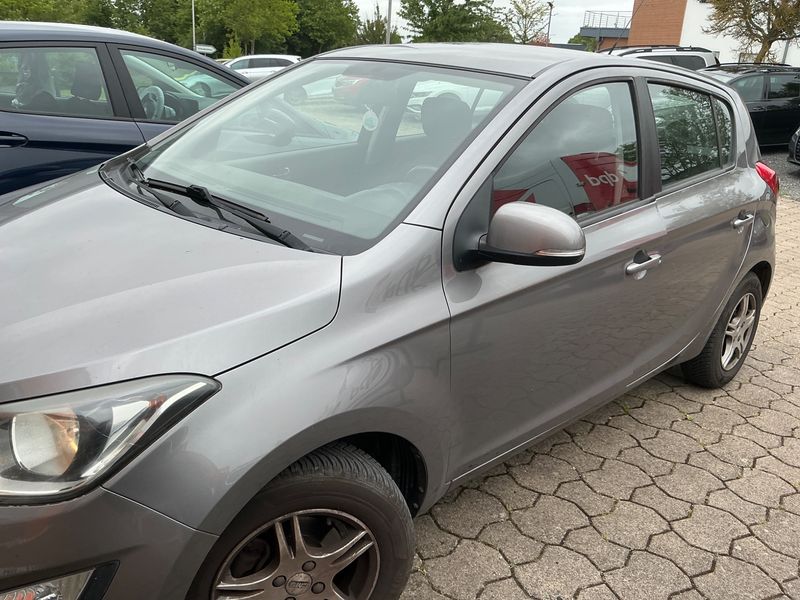 Hyundai i20 1.2 Classic 2012 – снимка 1