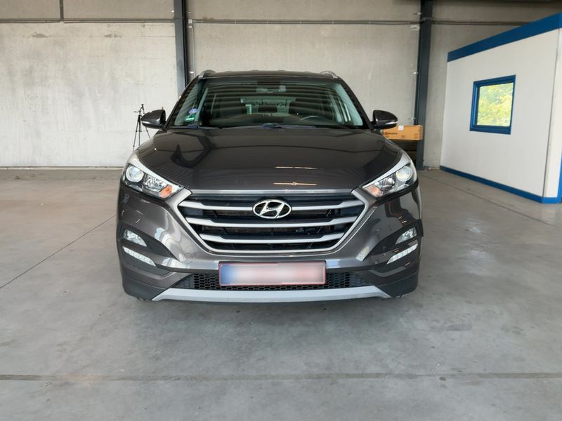 Hyundai Tucson 1.6 Classic blue 2WD 2016 – снимка 14