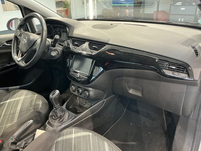 Opel Corsa 1.4 Turbo Color Edition ecoFlex 2017 – снимка 25