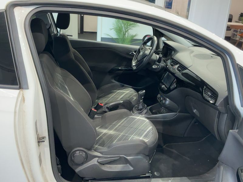 Opel Corsa 1.4 Turbo Color Edition ecoFlex 2017 – снимка 16