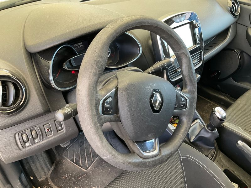 Renault Clio 1.5 dCi Zen Réversible 2018 – снимка 25