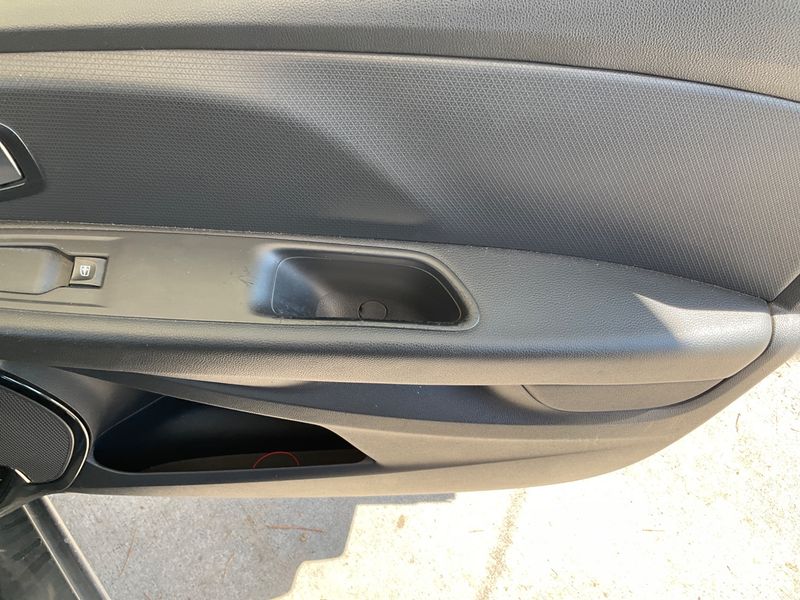 Renault Clio 1.5 dCi Zen Réversible 2018 – снимка 29