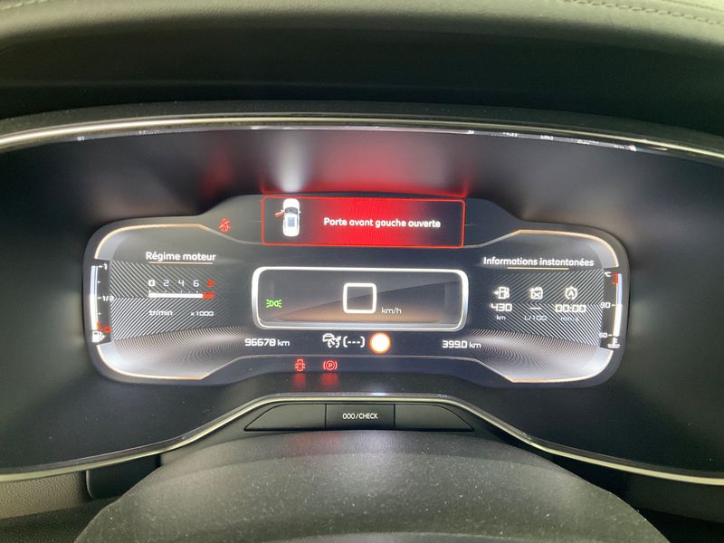 Citroen C5 Aircross 1.2 PureTech Shine 2019 – снимка 18