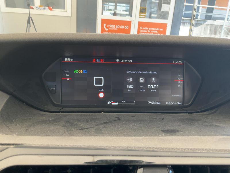 Citroen C4 Grand Spacetourer 1.5 Blue-HDi Feel 2020 – снимка 18