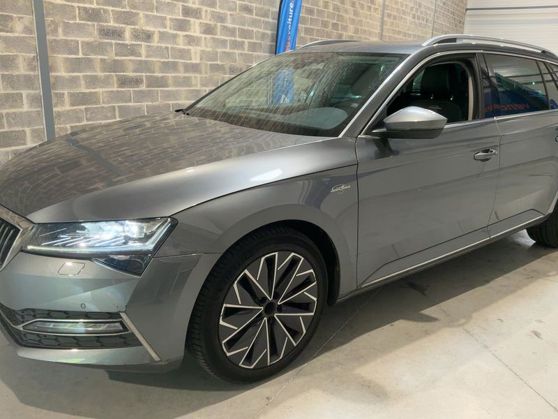 Skoda Superb 2.0 TDI L&K 2022 – снимка 2