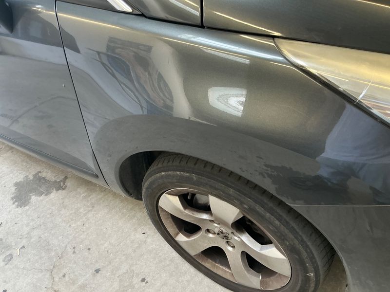 Peugeot 3008 2.0 HDi Allure 2012 – снимка 22