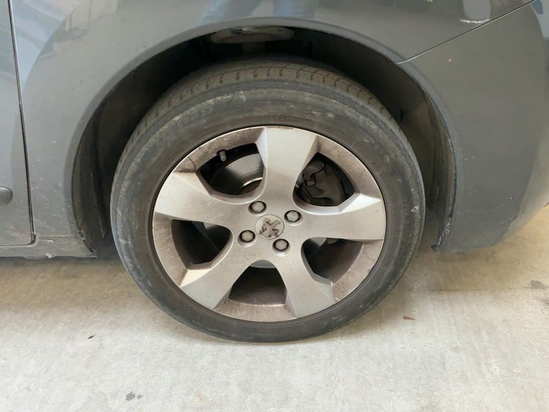 Peugeot 3008 2.0 HDi Allure 2012 – снимка 11