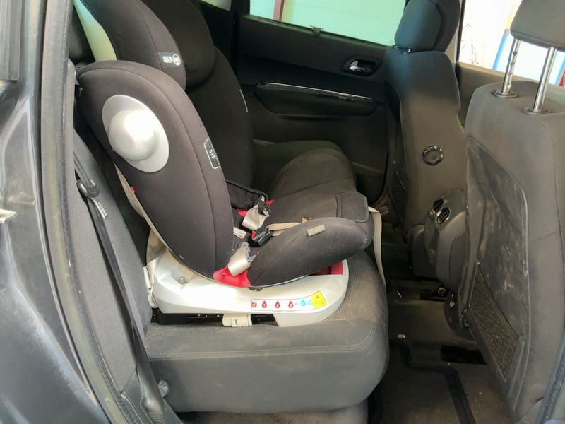 Peugeot 3008 2.0 HDi Allure 2012 – снимка 19