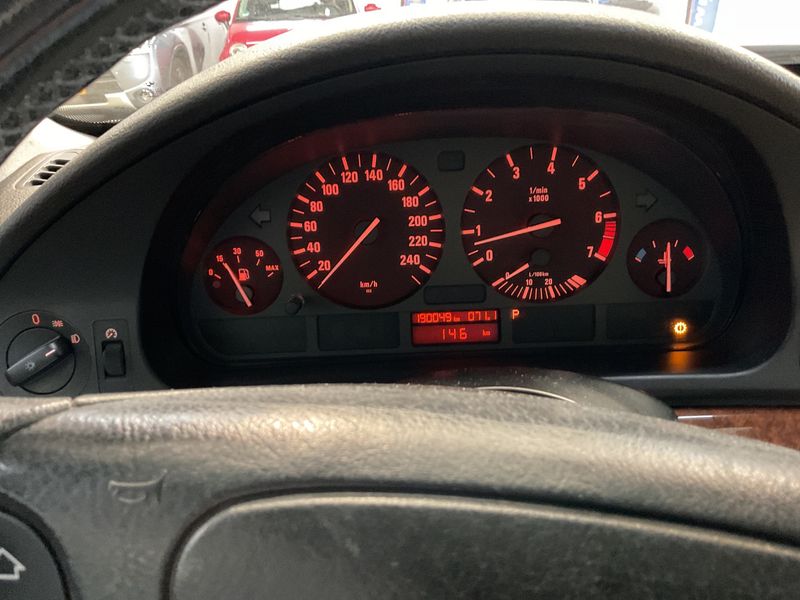 BMW 5er 523i 1999 – снимка 4