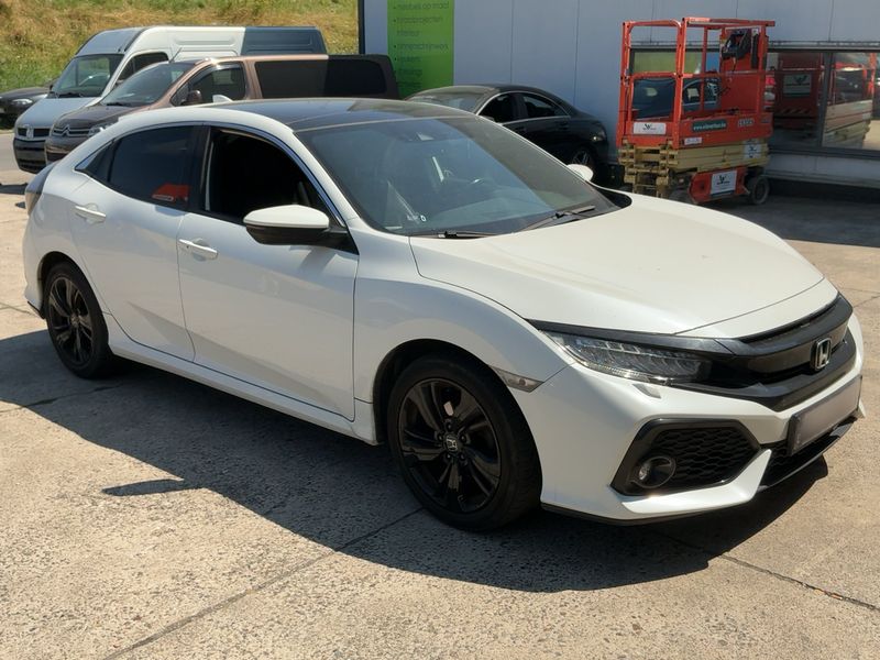 Honda Civic 1.0 VTEC Executive Premium 2017 – снимка 12