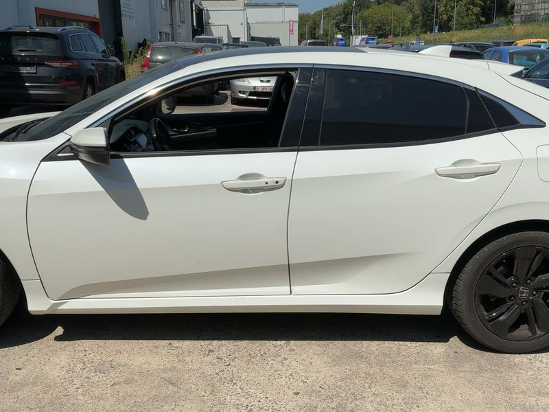 Honda Civic 1.0 VTEC Executive Premium 2017 – снимка 4