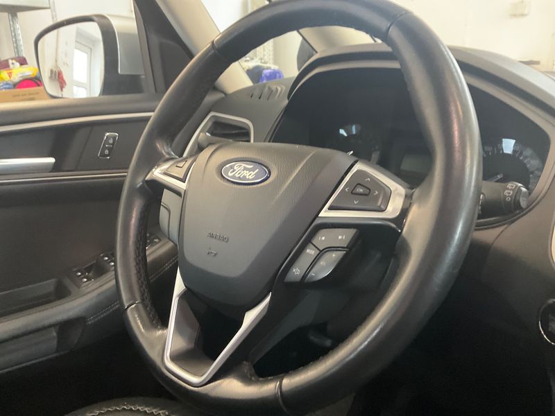 Ford Galaxy 1.5 EcoBoost Trend 2017 – снимка 33