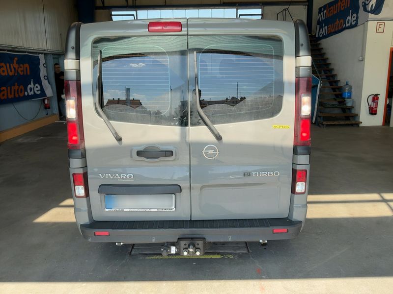 Opel Vivaro 1.6 CDTI Biturbo Combi L1H1 2,7t 2016 – снимка 7