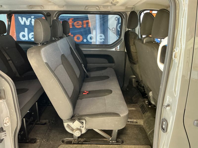 Opel Vivaro 1.6 CDTI Biturbo Combi L1H1 2,7t 2016 – снимка 36
