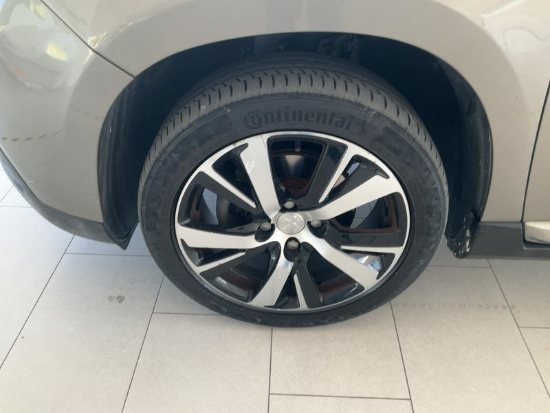 Peugeot 2008 1.6 Blue-HDi Allure 2015 – снимка 3