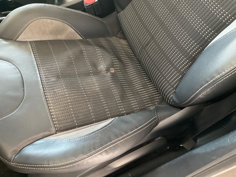 Peugeot 2008 1.6 Blue-HDi Allure 2015 – снимка 30