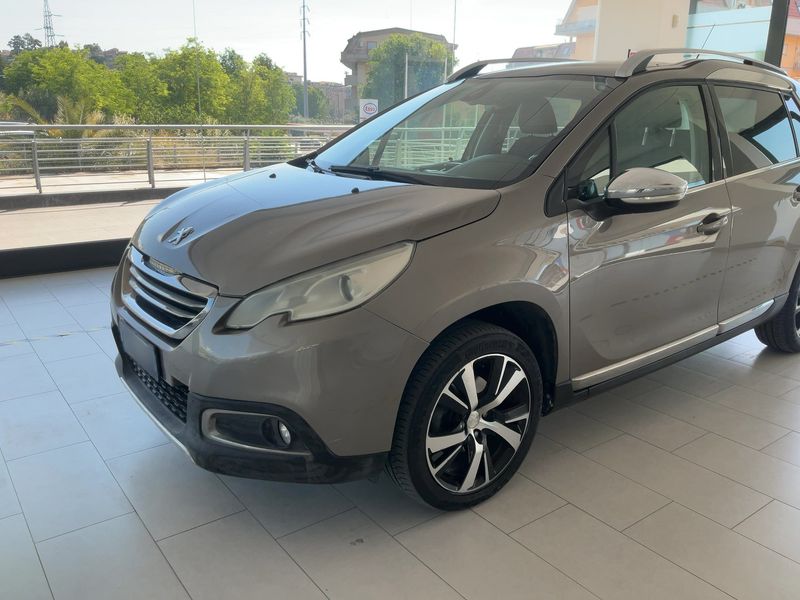 Peugeot 2008 1.6 Blue-HDi Allure 2015 – снимка 2