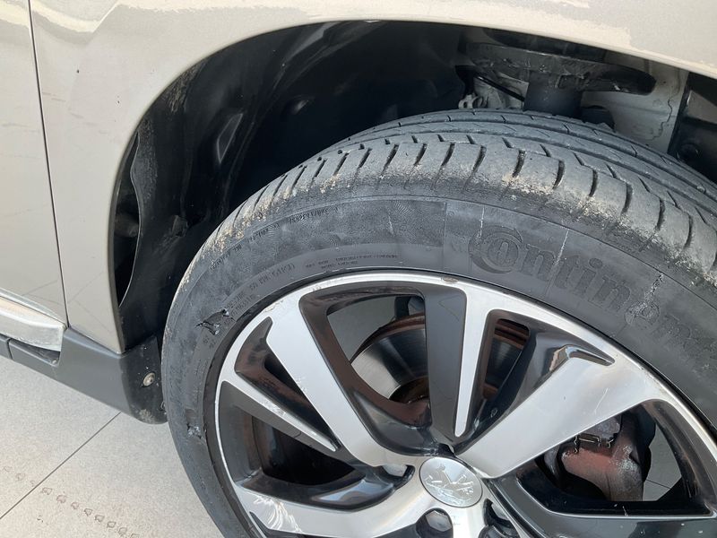 Peugeot 2008 1.6 Blue-HDi Allure 2015 – снимка 40