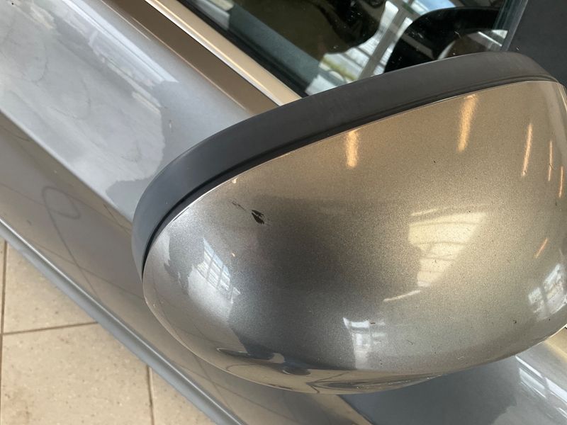 BMW 3er 330d 2011 – снимка на щета
