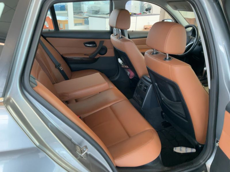 BMW 3er 330d 2011 – снимка 14