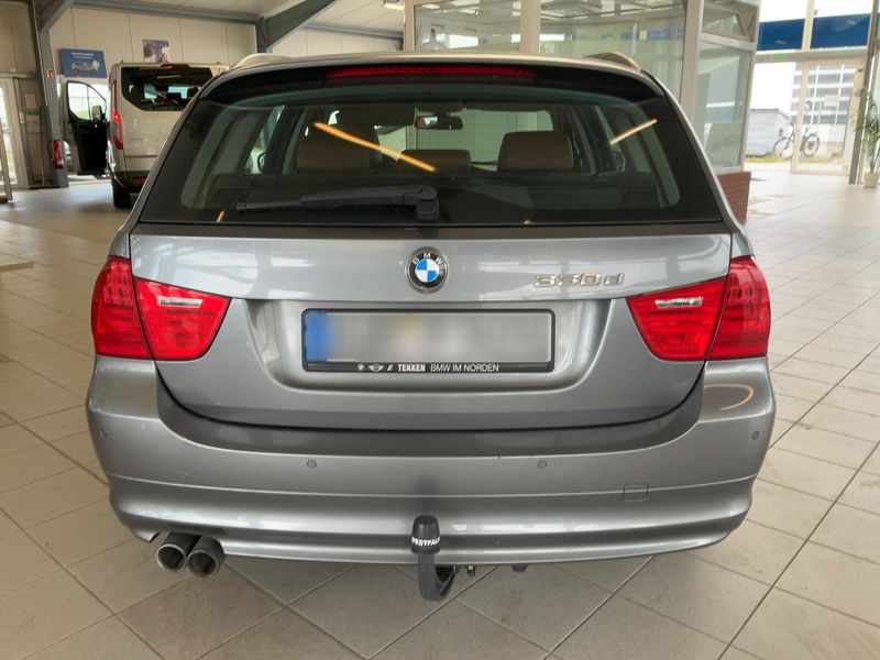 BMW 3er 330d 2011 – снимка 5