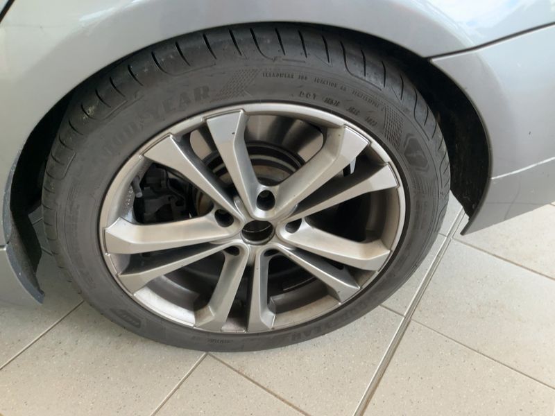 BMW 3er 330d 2011 – снимка 17