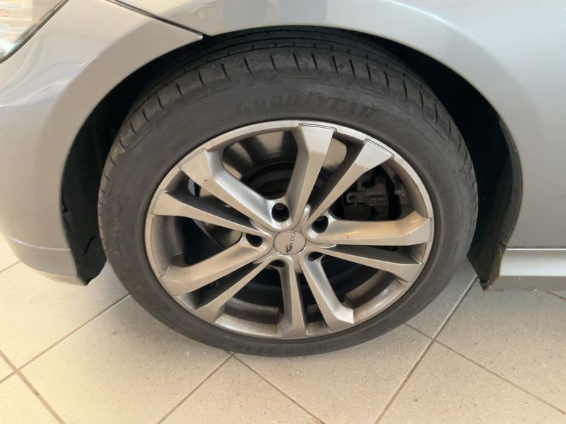 BMW 3er 330d 2011 – снимка 16