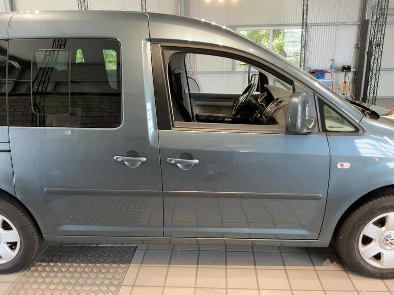 Volkswagen Caddy 1.6 Life 2008 – снимка на щета