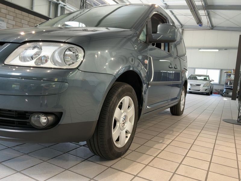 Volkswagen Caddy 1.6 Life 2008 – снимка на щета