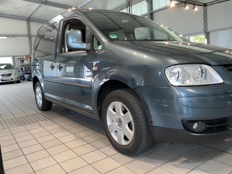 Volkswagen Caddy 1.6 Life 2008 – снимка на щета