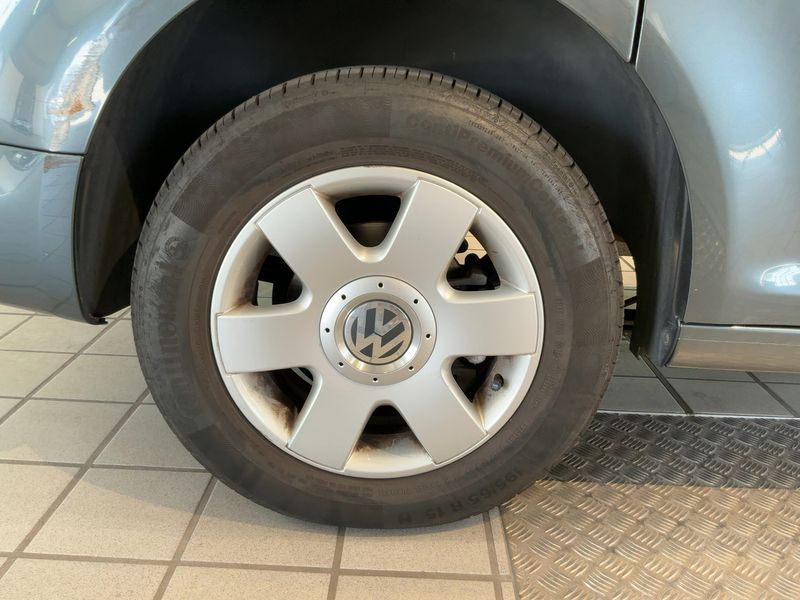 Volkswagen Caddy 1.6 Life 2008 – снимка 19