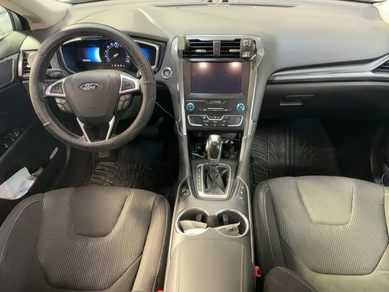 Ford Mondeo 2.0 Hybrid Titanium 2019 – снимка 17