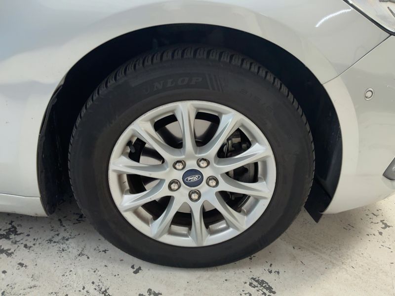 Ford Mondeo 2.0 Hybrid Titanium 2019 – снимка 11