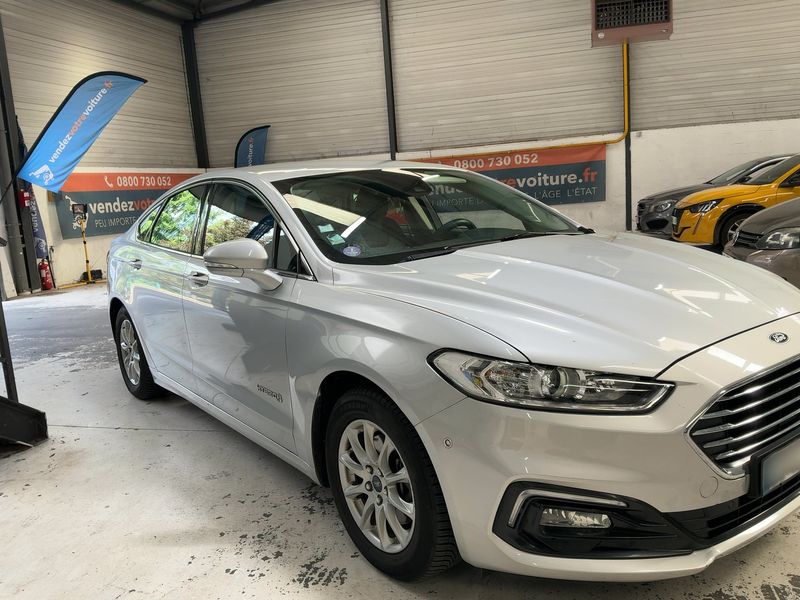 Ford Mondeo 2.0 Hybrid Titanium 2019 – снимка 12