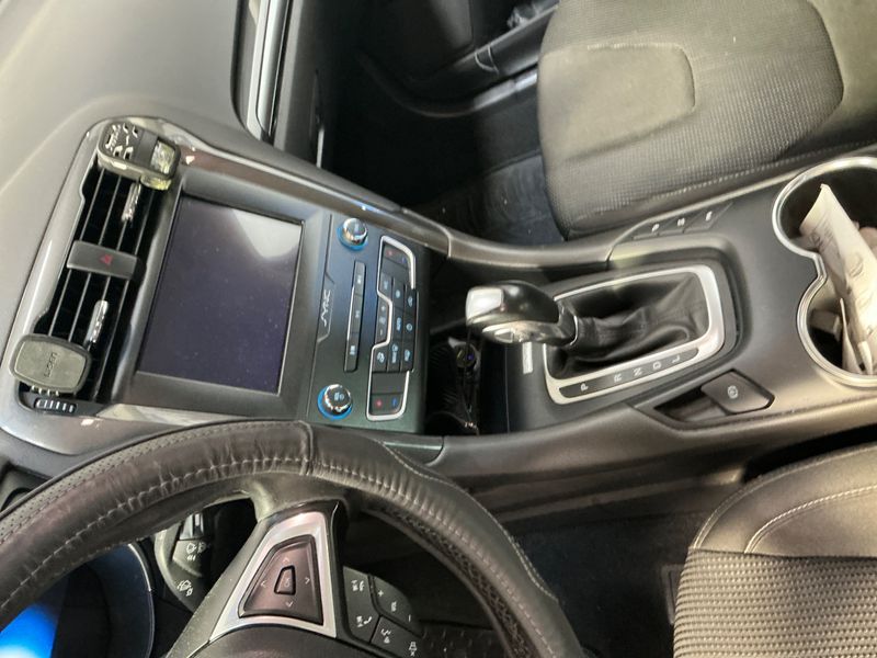 Ford Mondeo 2.0 Hybrid Titanium 2019 – снимка 25