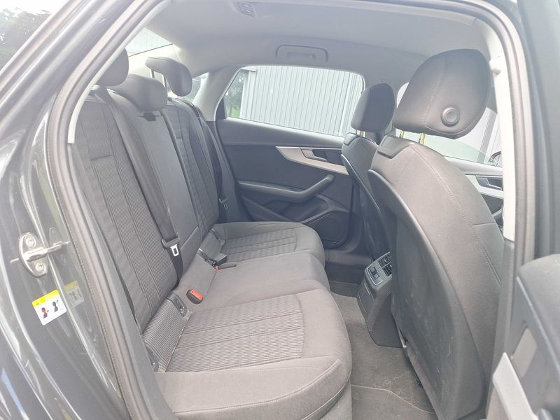 Audi A4 2.0 TDI Design 2017 – снимка 14
