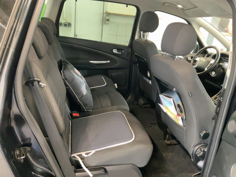 Ford S-Max 2.2 TDCi Titanium 2012 – снимка 19