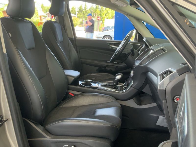 Ford S-Max 2.0 TDCi Titanium 2016 – снимка 16
