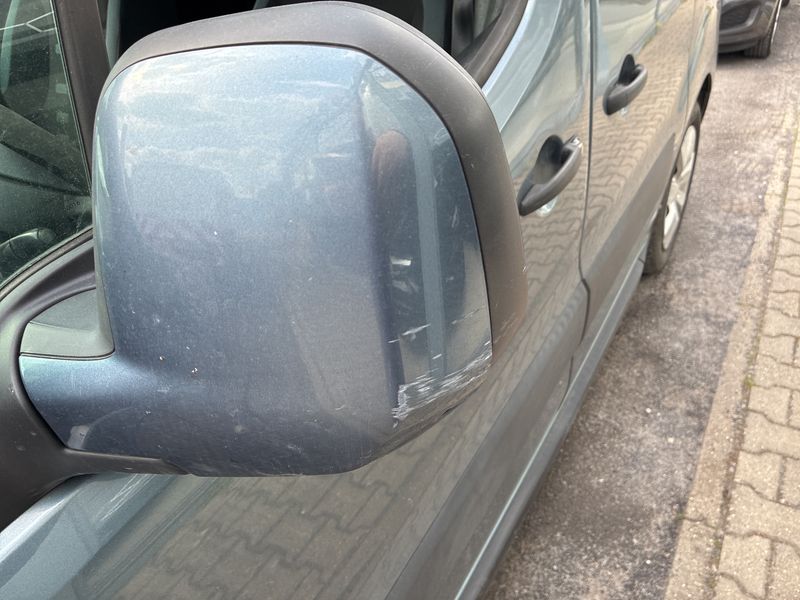 Citroen Berlingo 1.6 HDi XTR 2010 – снимка 32