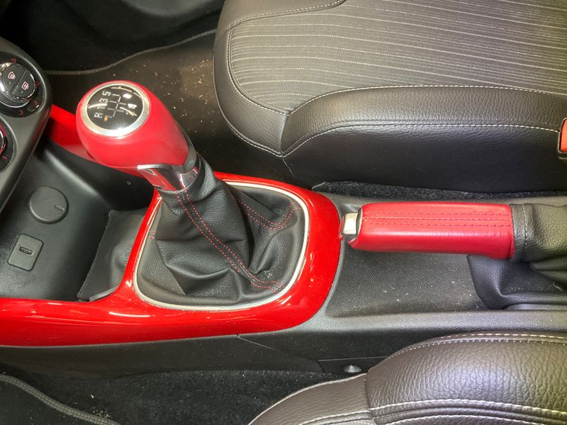 Opel Adam 1.4 Glam 2014 – снимка 30